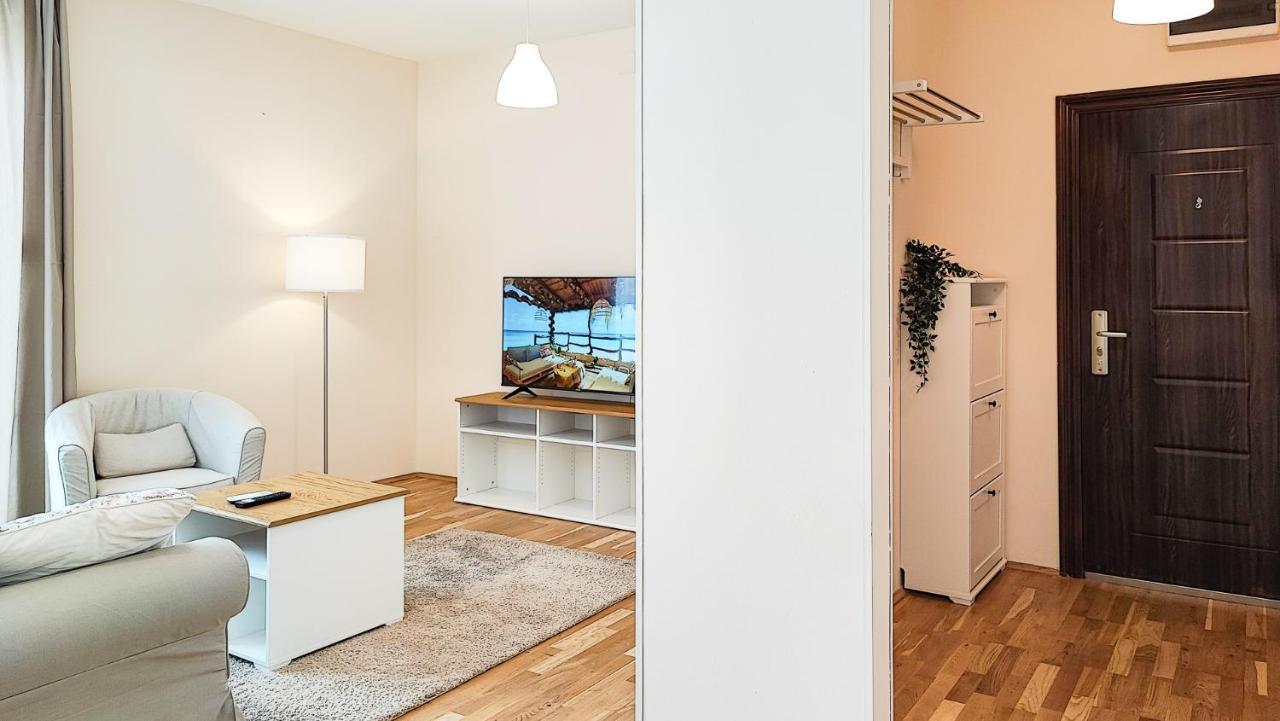 Filinhome Papa Suite 5 Novi Sad Exterior photo