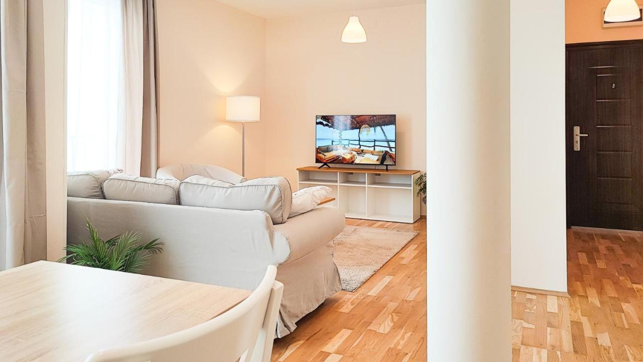 Filinhome Papa Suite 5 Novi Sad Exterior photo
