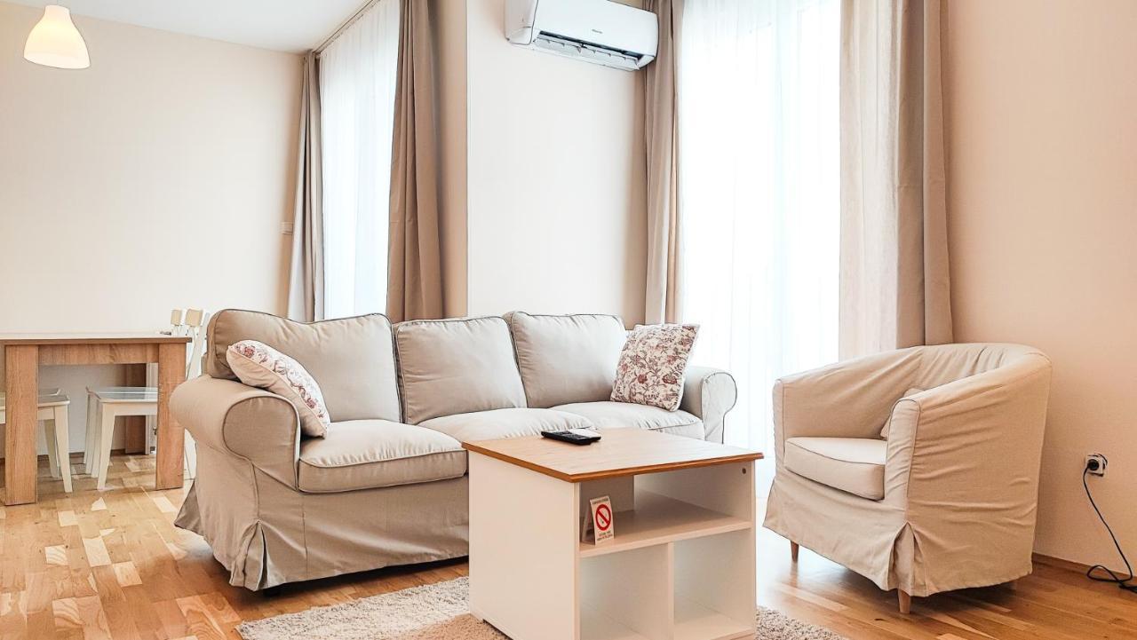Filinhome Papa Suite 5 Novi Sad Exterior photo